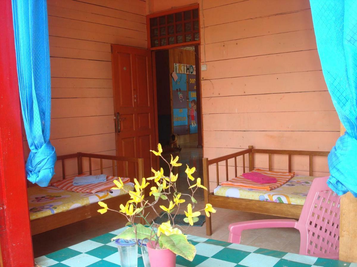 Se'Pon Homestay マカレ エクステリア 写真